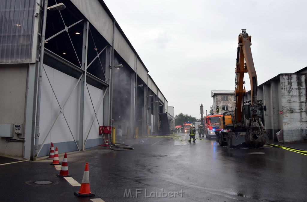 Feuer AVG Koeln Rath Heumar Wikingerstr 007.JPG - Miklos Laubert